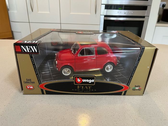 Fiat 500 L 1/18-1/16 Burago
