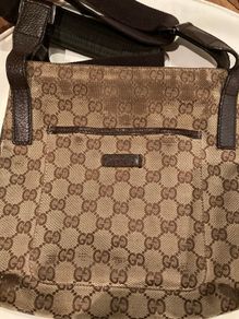 Gucci cross body bag