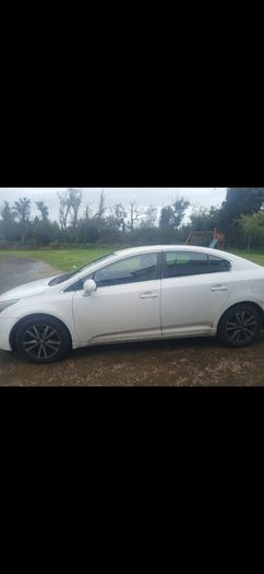 Toyota Avensis 2013