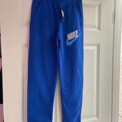 BNWT Nike Bottoms 13-15