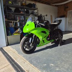 2012 Kawasaki ZX6R Track Bike