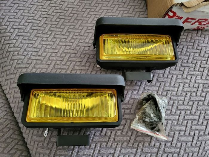 toyota yellow fog lights flip