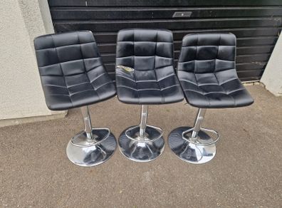 3 bar Stools
