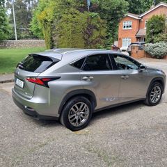 Lexus NX 300h Executive 2015
