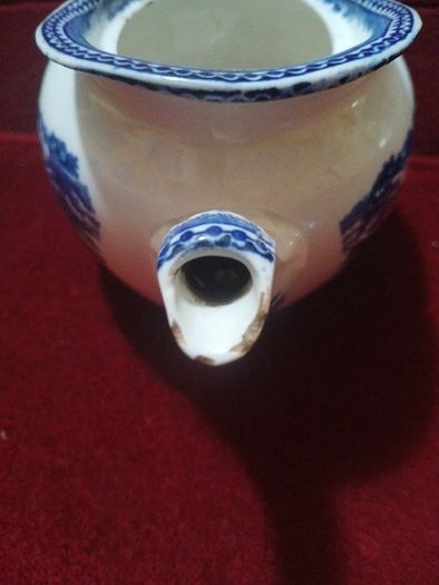 Wedgwood Batchelor Blue White Teapot