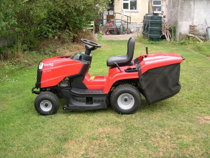 Bluebird (same as Castel Garden) ride-on Mower