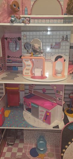 LOL doll house bundle
