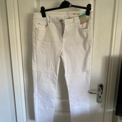 M&S Ladies M&S white jeans size 14 (short)