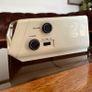 Vintage Rare Hitachi KC 550E Hitachi FM AM Solid State Digital Flip Clock Radio Alarm 1970s Image 4