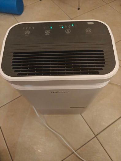 Pro Breeze 10L dehumidifier excellent condition