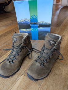 Meindl Peru GTX hiking boots - UK 10 - EU 44.5 (Gore-Tex leather)