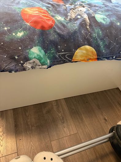 single bed from IKEA (with or without mattress)