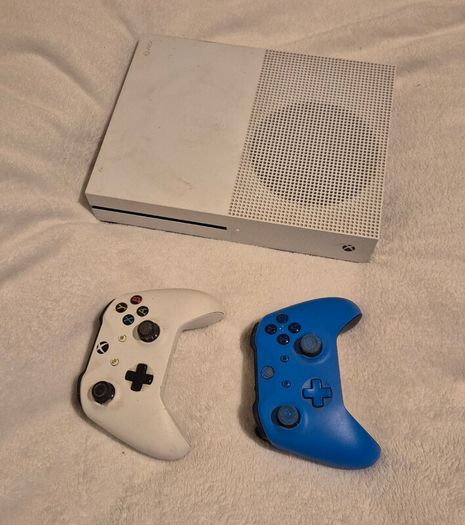 Xbox One S Console