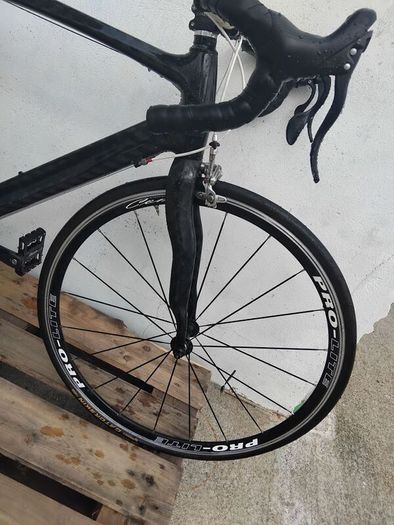 pro lite carbon fibre bike hand build
