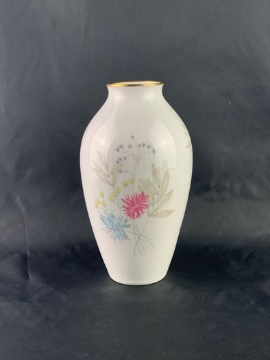 Vintage porcelain Thomas vase