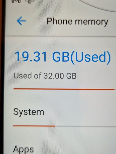 ZTE BLADE V8, 3GB Ram, 32 GB HDD, excellent Battery, 2 cracks on screen, doesn't affect operation