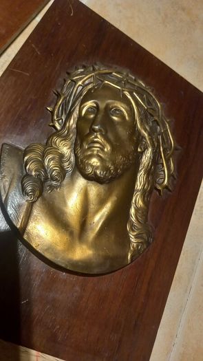vintage jesus wall plaque