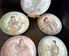 Royal Doulton Japanese Maiden Collection of 5 Decorative Plates