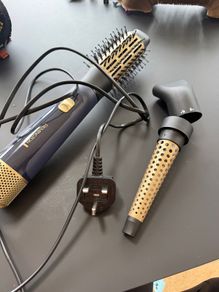 Hairdryer