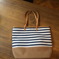 Woman's Bag Sale