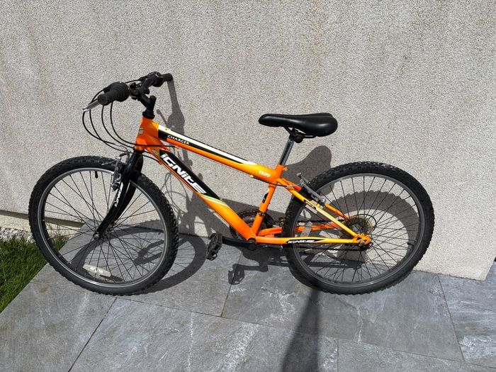 Ignite charger 13 inch frame bicycle
