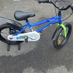 16inch Kids Bike with Alloy Wheels   Excellent Condition