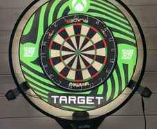 Winmau Blade 6 Dartboard + Limited Xbox Target Surround