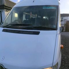 18 seater minibus