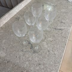 wine glasses