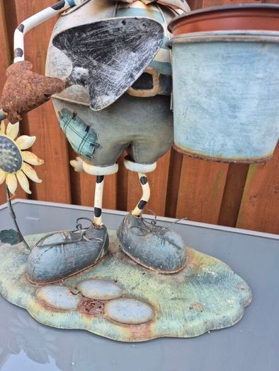 Metal Cow Garden Ornament & Planter Wobbly Head