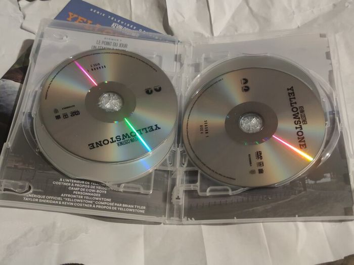 Yellowstone Season 1 Dvd Boxset