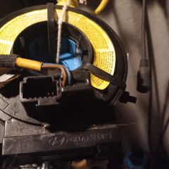 Hyundai spring clock