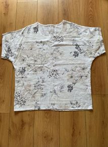 Beautiful Linen Blend Ladies Top Size 20