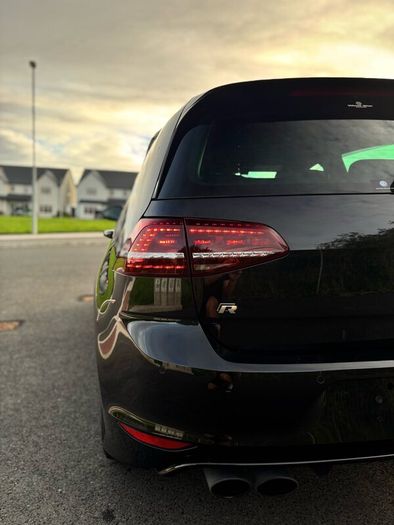 2014 Volkswagen Golf R