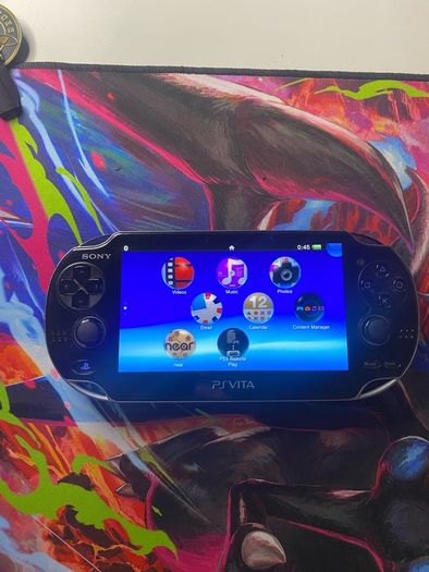 Sony Ps Vita Oled Pch-1003 Bundle 16gb + 4gb Cod Charger Case