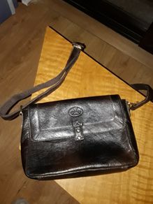 Rowallan Leather Bag.