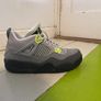 jordan 4 retro SE neon Image 7