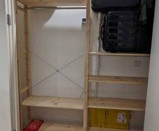 Shelving unit