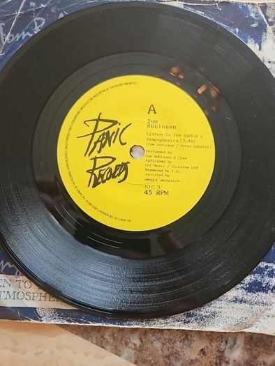 Tom Robinson 7" - Listen To The Radio