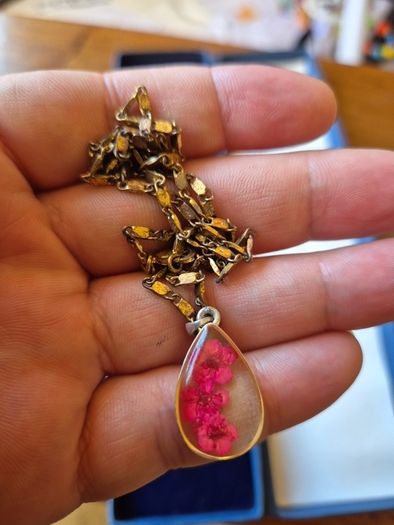 Vintage Flowery Teardrop Necklace