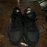 Nike MD Valiant GS 'Black Metallic Gold Star'. Size 6. NEW Image 5