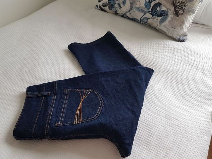 3/4 Length Jeans - Size 14