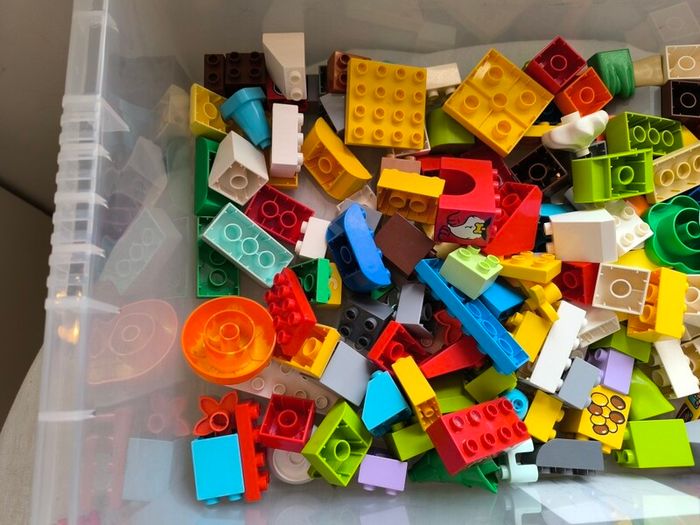 Lego Duplo Bundle (Many Minifigures)