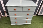 Chest of drawers