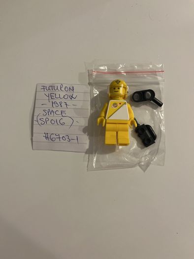 Lego Space Futuron Yellow