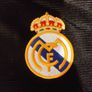 Retro Real Madrid Jersey Image 3