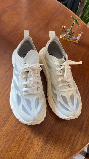 Hoka sneaker Trainers 7.5 UK