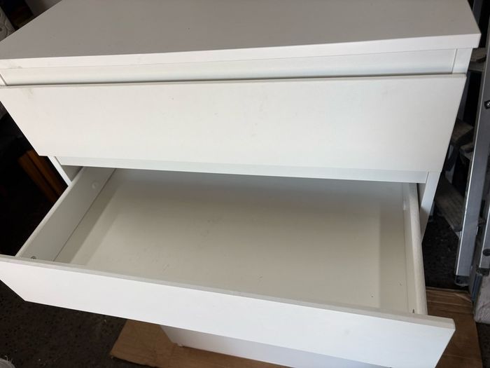 Chest of 5 drawers