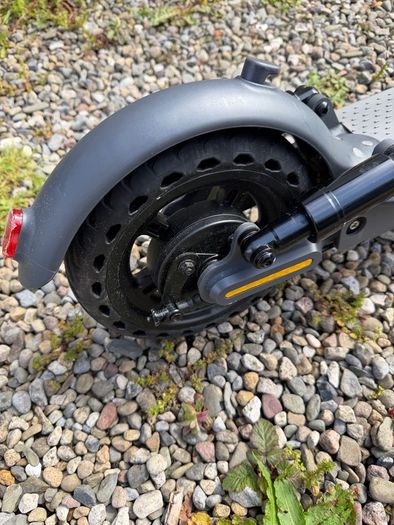 AOVOPRO AP07 Electric Scooter