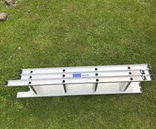 ABRU Werner 3-section aluminium extension ladder